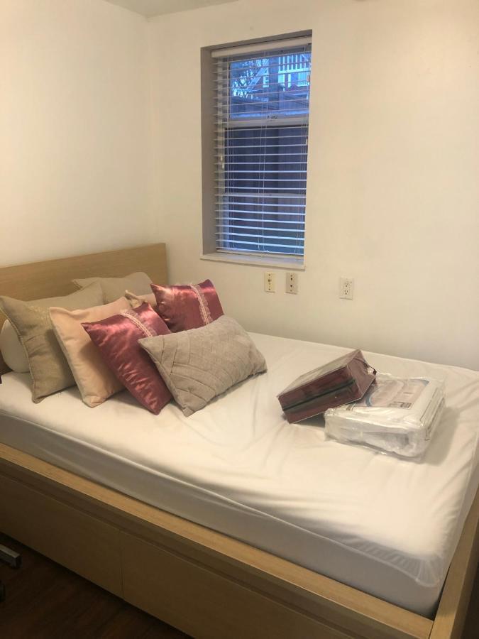 Quiet-Comfy 3 Bedroom Home On A Tree Lined Street In Kits 溫哥華 外观 照片