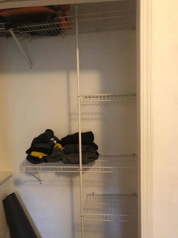 Quiet-Comfy 3 Bedroom Home On A Tree Lined Street In Kits 溫哥華 外观 照片